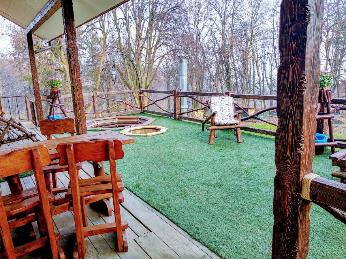 Panorama Hotel & Spa Černivci Esterno foto